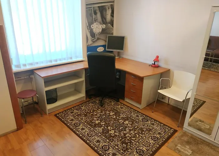 Economy Baltics - Narva 16 *