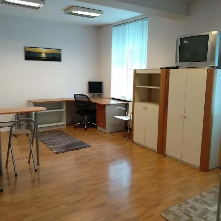 Economy Baltics - Narva 16 Apartment
